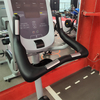 Bicicleta vertical comercial MND-X530 (tela LED) | Cardio com eficiência de espaço | MND FITNESS