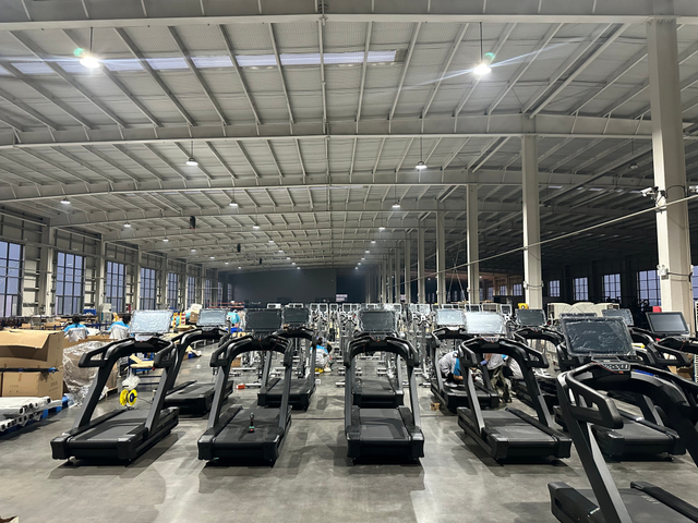 Esteira comercial MND-X710 3HP (tela LED) | Esteira compacta para ginástica | MND FITNESS