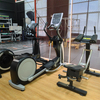 MND-X510B Elíptico Comercial com Slideway (Tela LCD) | Consola Premium | MND FITNESS