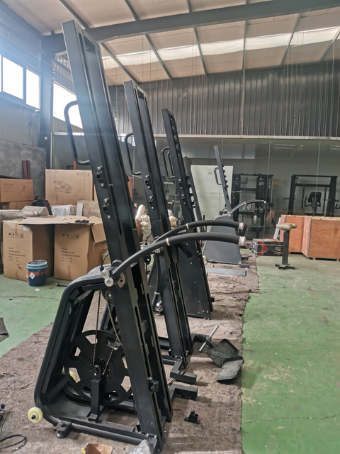 Máquina de escalada com resistência ao ar MND-CC28 | Resistência Variável | MND FITNESS